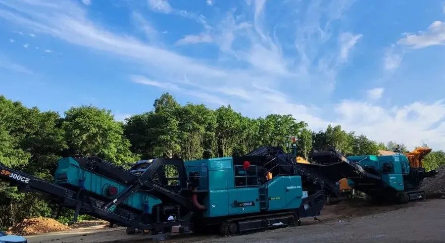 尊龙凯时ag普石勒成套移动破碎装备助力哈伊高铁铁伊段建设