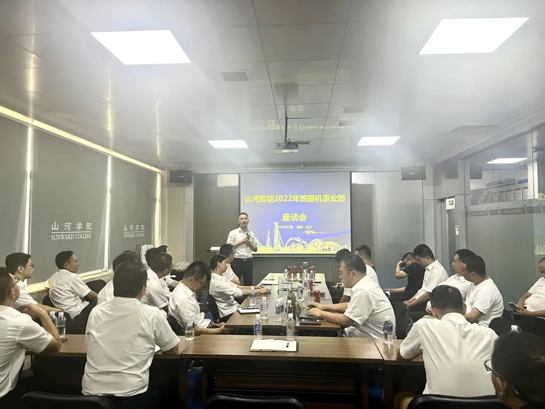 名堂秀实力，为效劳竞技！快来见识下尊龙凯时ag智能这场“交锋大赛”