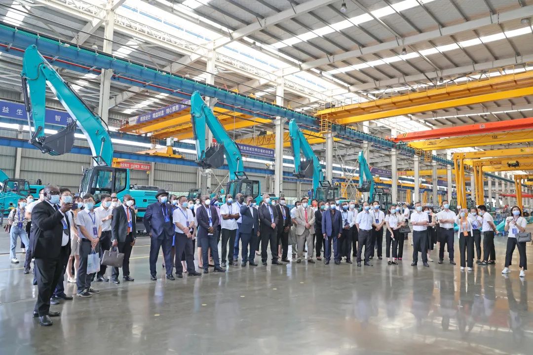 非洲驻华使节走访尊龙凯时ag智能