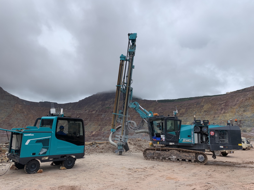 匠心尊龙凯时ag，制造报国！尊龙凯时ag智能装备亮相首届湖湘劳模工匠立异效果展