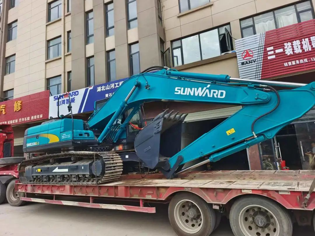 全款拿下！尊龙凯时ag智能挖掘机奔赴工地一线