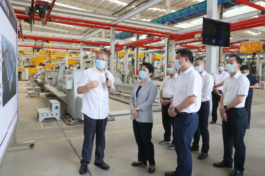 吴桂英调研尊龙凯时ag智能