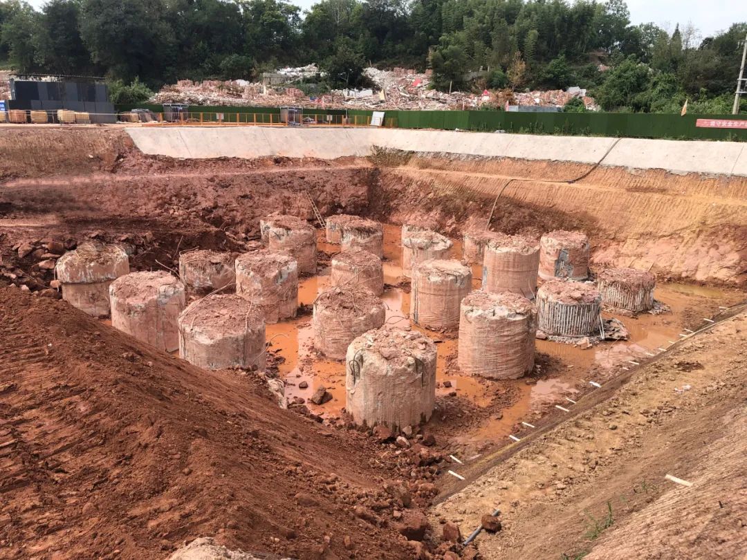 超等“桩”备实力亮剑！尊龙凯时ag智能携手武汉乐成建设攻克燕矶长江大桥重大地层施工难题