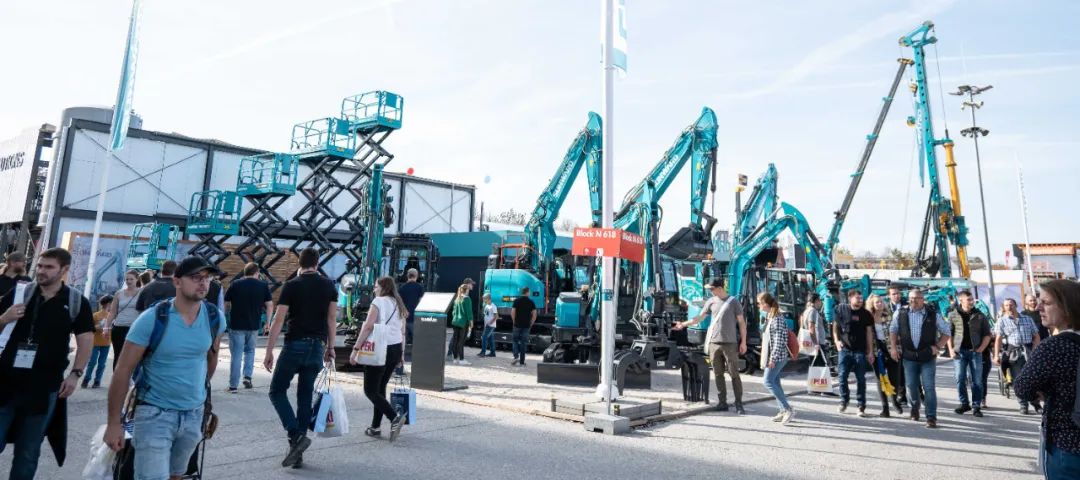 Bauma 2022 | 一组火热现场图带您重温尊龙凯时ag智能德国宝马展之旅