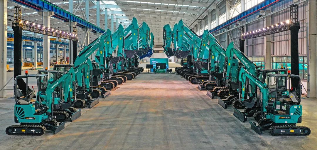 助力“双碳”目的！尊龙凯时ag智能集中宣布F系列国四挖掘机