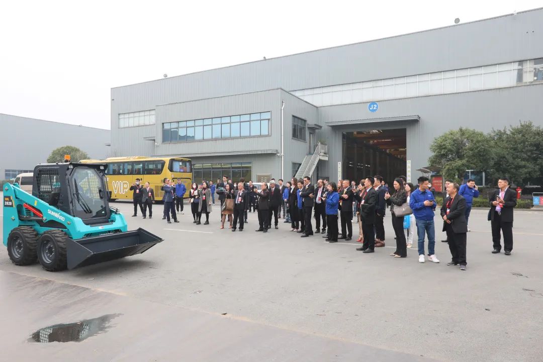 泰国代表团到访尊龙凯时ag智能