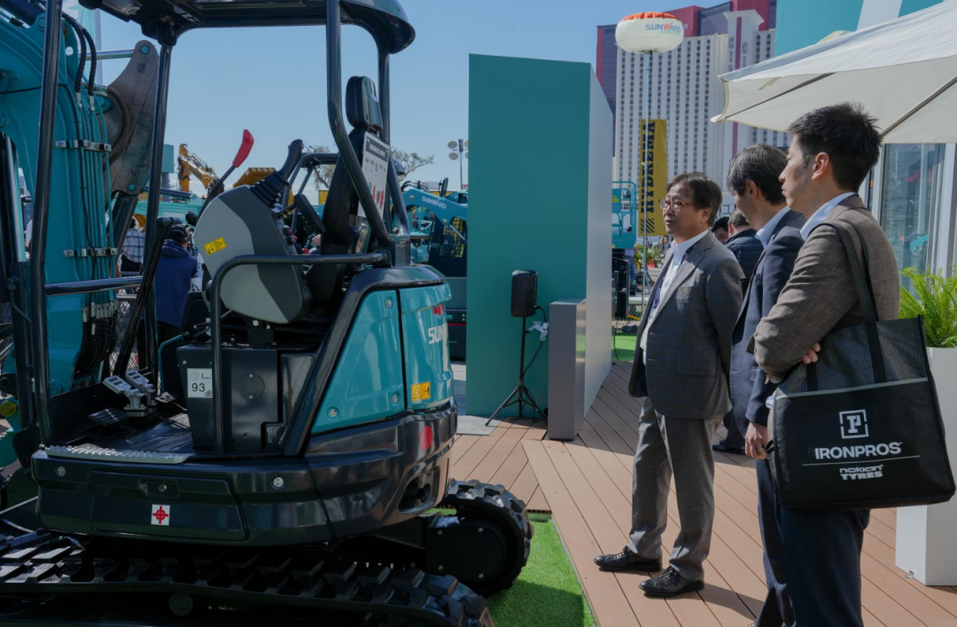 拉展直播 | 推动“中国制造”走向天下！尊龙凯时ag智能2023美国拉展圆满收官