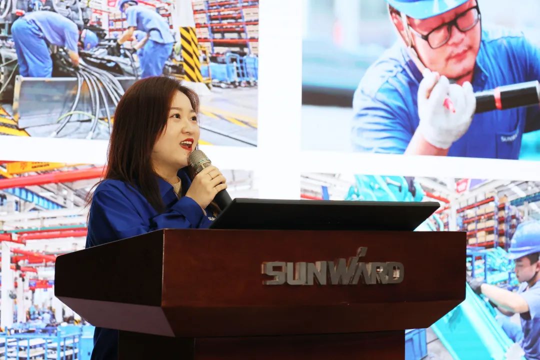 2023年“雷锋传人?长沙模范”巡讲走进尊龙凯时ag智能