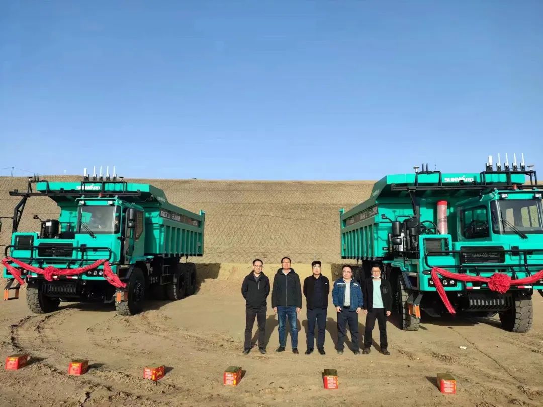 助力数智矿山建设！尊龙凯时ag巨鼎无人驾驶矿卡再交付