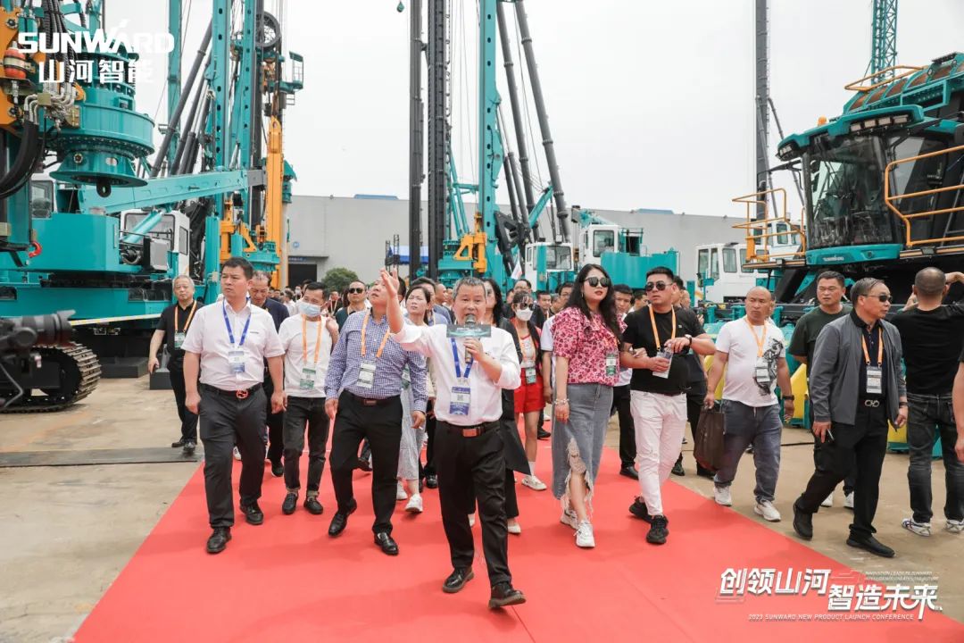 实力出圈！尊龙凯时ag智能地下工程装备“大阅兵”来了