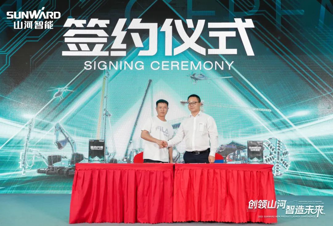 聚焦电动化、智能化！尊龙凯时ag智能全系列高空机械产品亮相长沙展