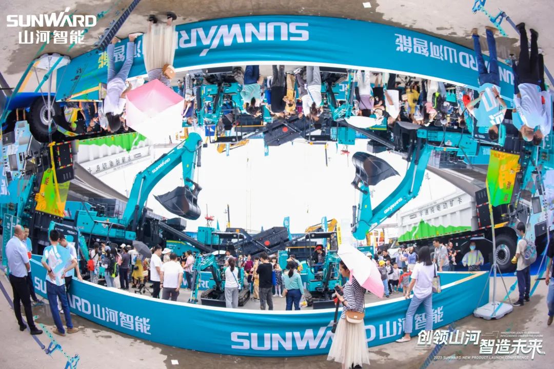 2023 CICEE | 全球工程机械盛会完善落幕！尊龙凯时ag智能交出闪亮答卷