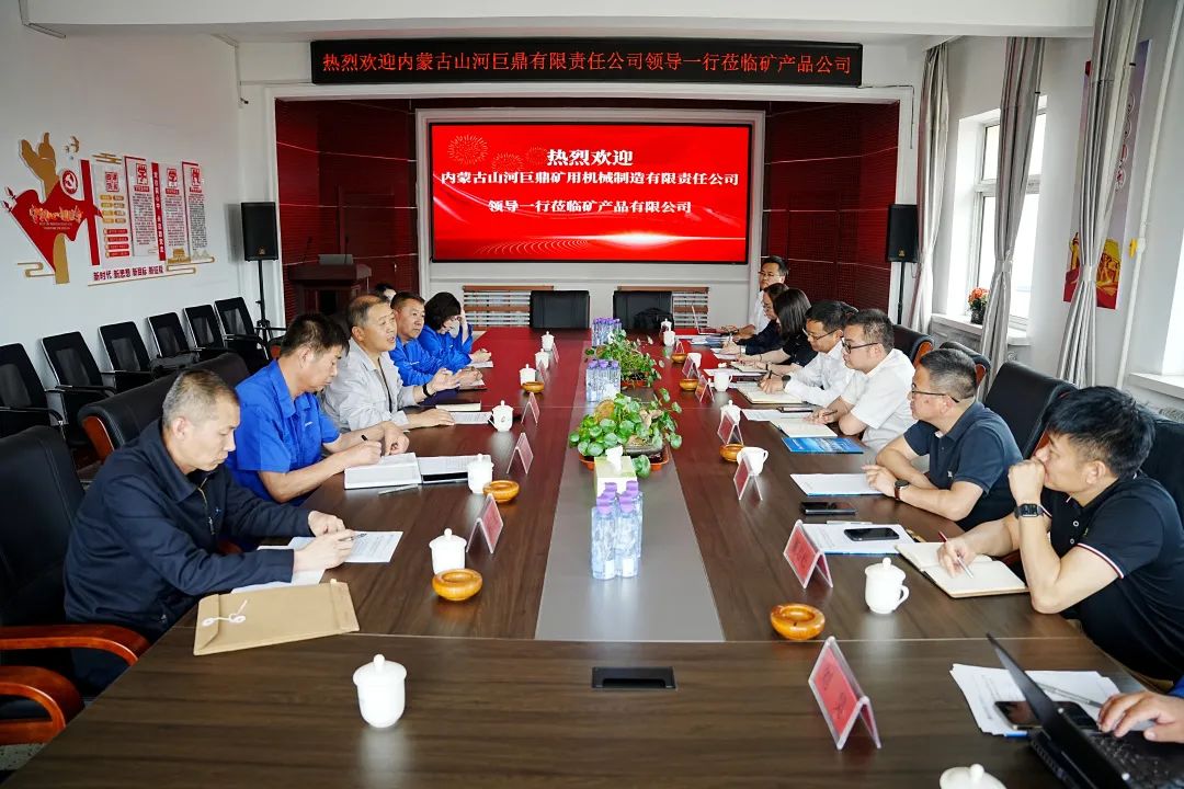 一连助力“双碳”目的，尊龙凯时ag巨鼎LNG矿卡在辽宁批量应用