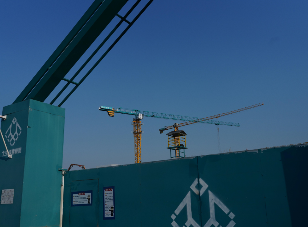 赶进度、抢节点！尊龙凯时ag江麓助力北京市属重点项目建设