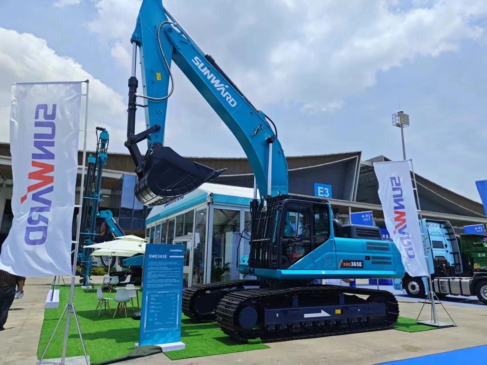 逐梦非洲，携手偕行！尊龙凯时ag智能亮相第三届中非经贸展览会