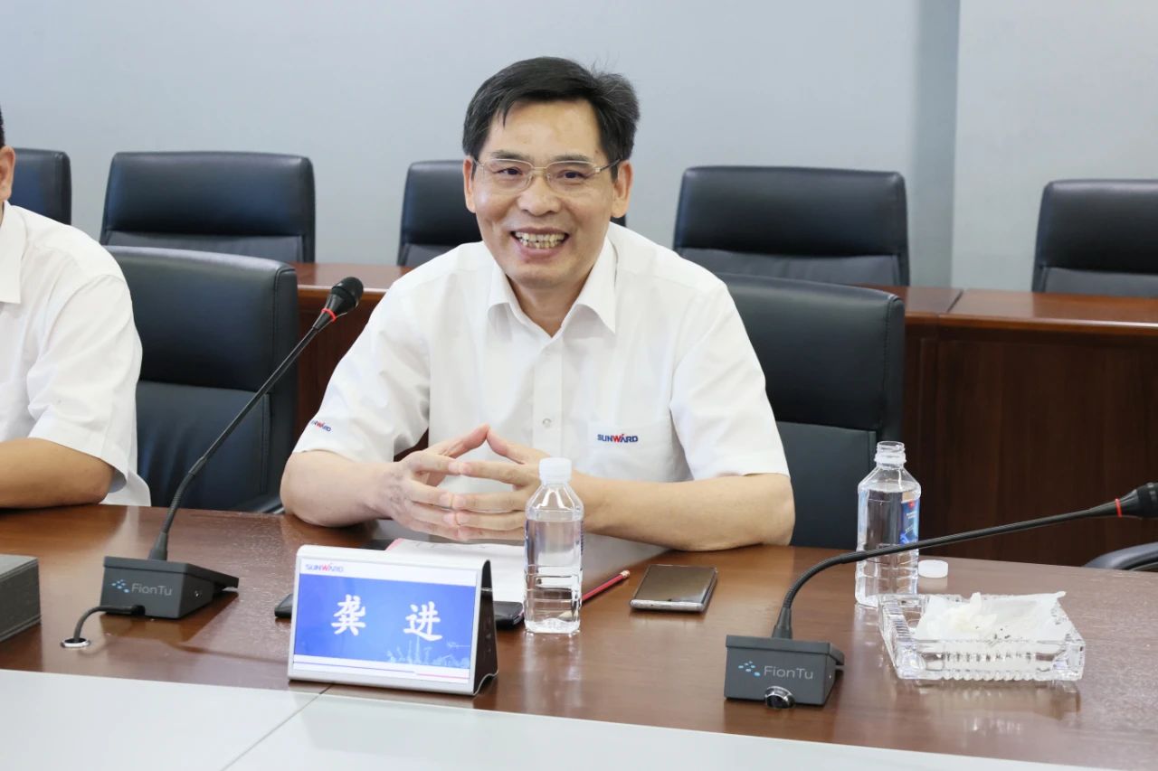 永青科技集团董事长胡晓东带队到访尊龙凯时ag智能