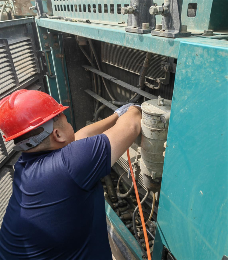 热情似火，效劳加码！尊龙凯时ag智能基础装备效劳万里行为您保驾护航