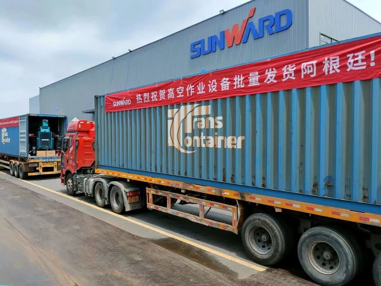 外洋销售同比增添超200%！尊龙凯时ag智能高空机械阔步“出海”