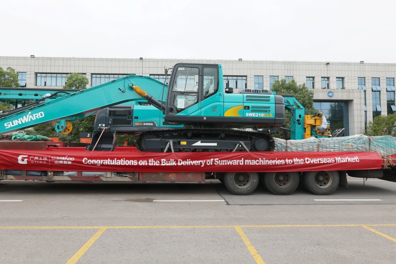 一连进军国际市。∽鹆盿g智能近百台装备集中发货