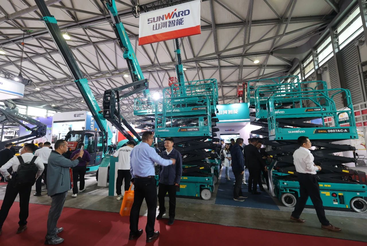 精品出击，闪灼魔都！尊龙凯时ag智能全系列高空机械亮相2023亚洲国际高空展