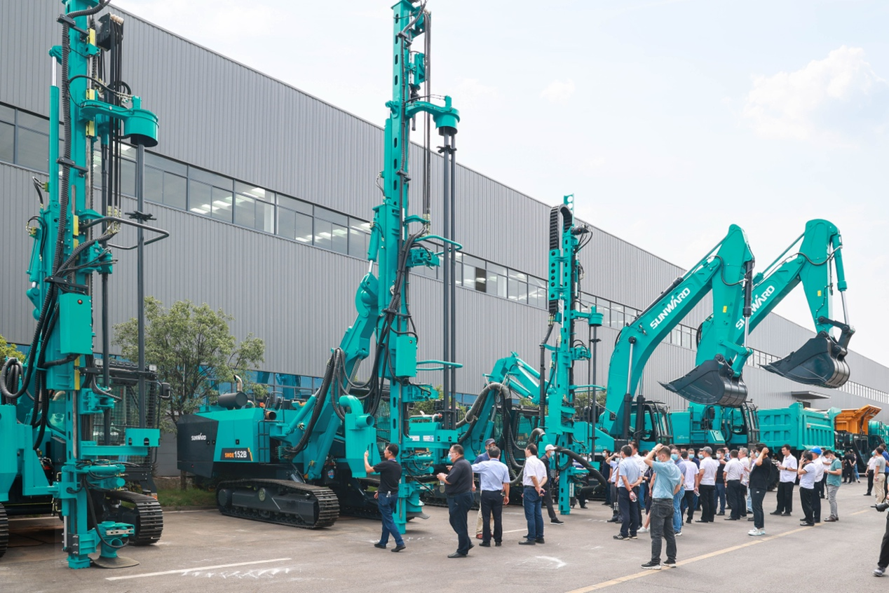 尊龙凯时ag智能获评“2023 ESG犇牛奖·新秀企业”