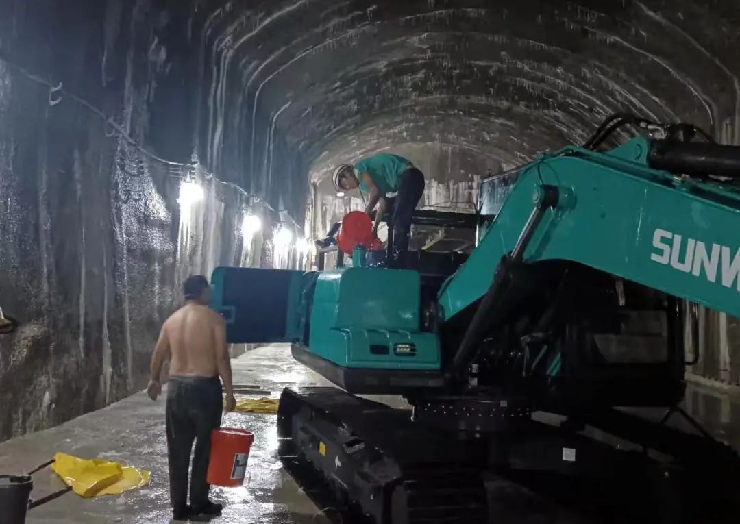 尊龙凯时ag智能售后效劳：全力以赴，付与机械生命与活力