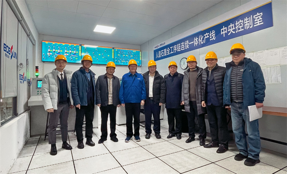 清华大学&尊龙凯时ag智能联合博士后作育出效果！暨博邦尊龙凯时ag人造石墨负极全工序链一连一体化产线长周期生产运行