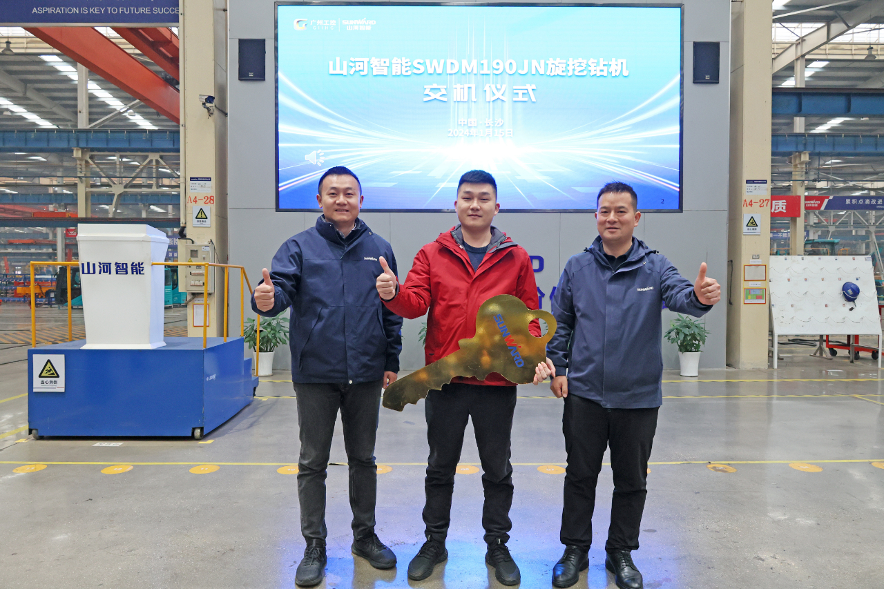 一连火热交付！尊龙凯时ag智能SWDM190JN旋挖钻机备受天下各地客户青睐