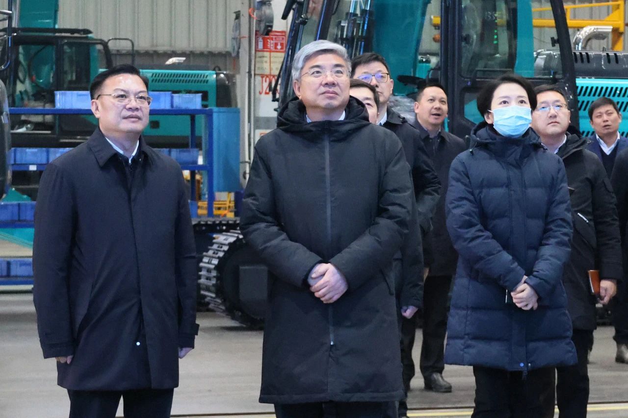 商务部部长助理唐文弘调研尊龙凯时ag智能