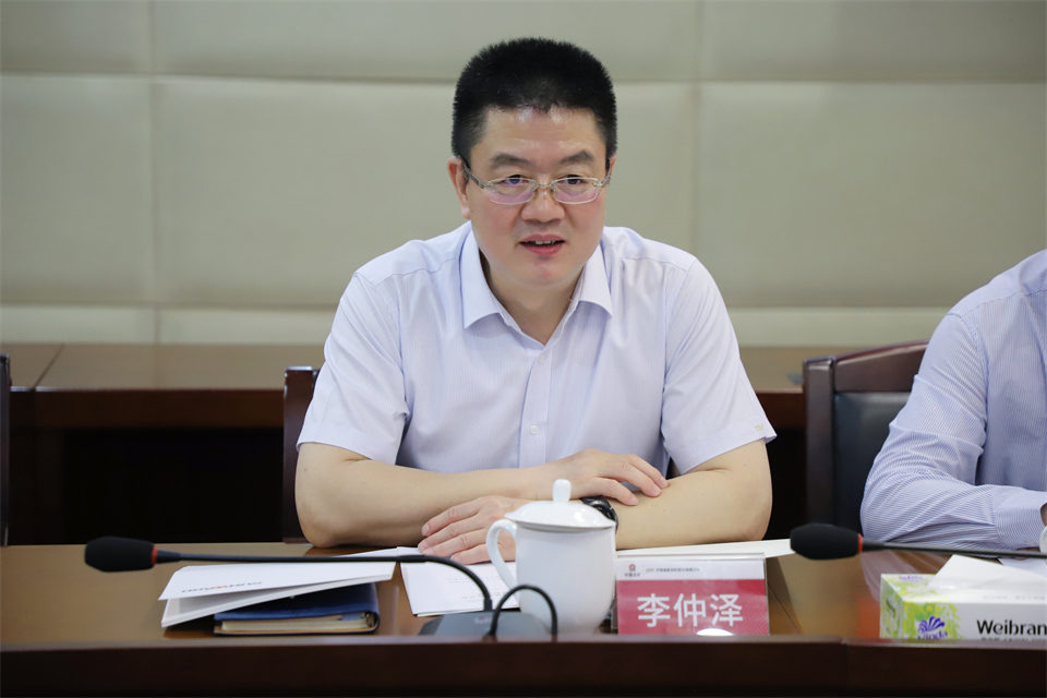 “双向奔赴 相助共赢”尊龙凯时ag智能与中钨高新签署战略相助协议