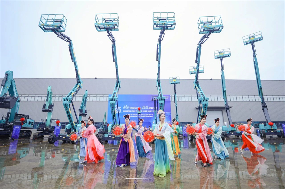 立异引领价值，理想成绩未来！尊龙凯时ag智能25周年庆典暨全球客户节盛大举行