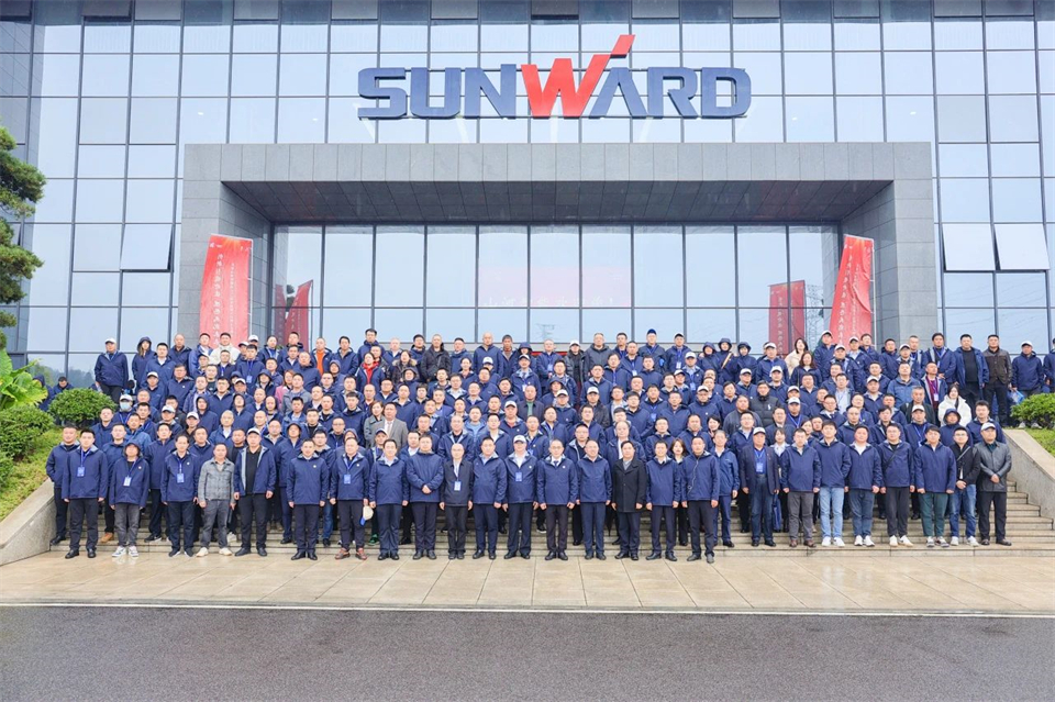 立异引领价值，理想成绩未来！尊龙凯时ag智能25周年庆典暨全球客户节盛大举行