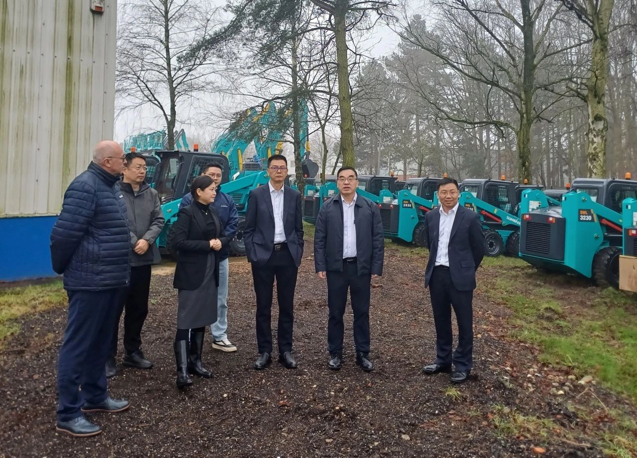 广州工控集团总司理王福铸率队考察尊龙凯时ag智能欧洲子公司