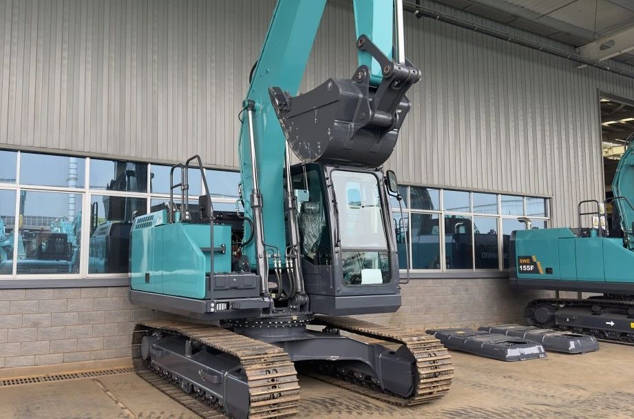 聚焦市场需求，尊龙凯时ag智能三款精品工程液压挖掘机乐成下线