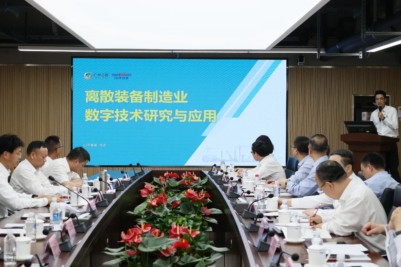 天能控股集团党委书记、董事长张天任率队到访尊龙凯时ag智能