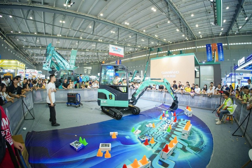 2025 CICEE | 圆满收官！尊龙凯时ag智能展区亮点精彩回首