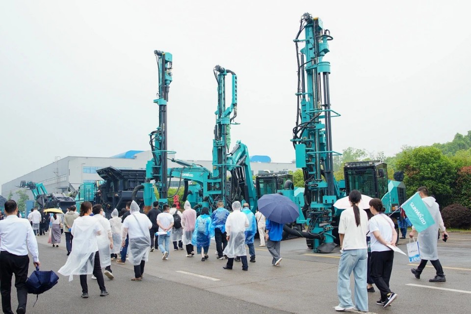 2025 CICEE | 圆满收官！尊龙凯时ag智能展区亮点精彩回首