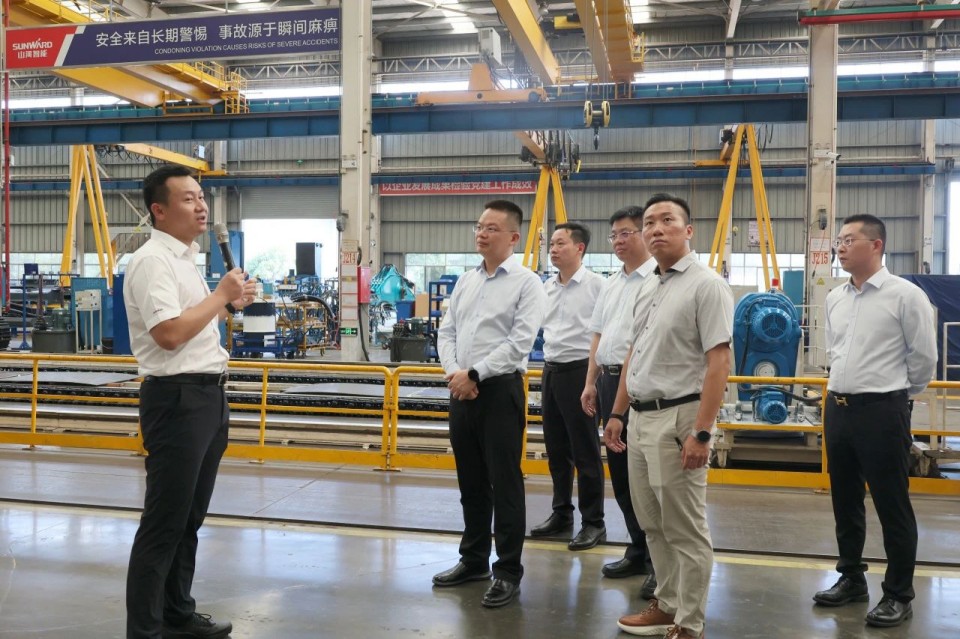 共商相助，建华控股有限公司董事长汪贵华到访尊龙凯时ag智能